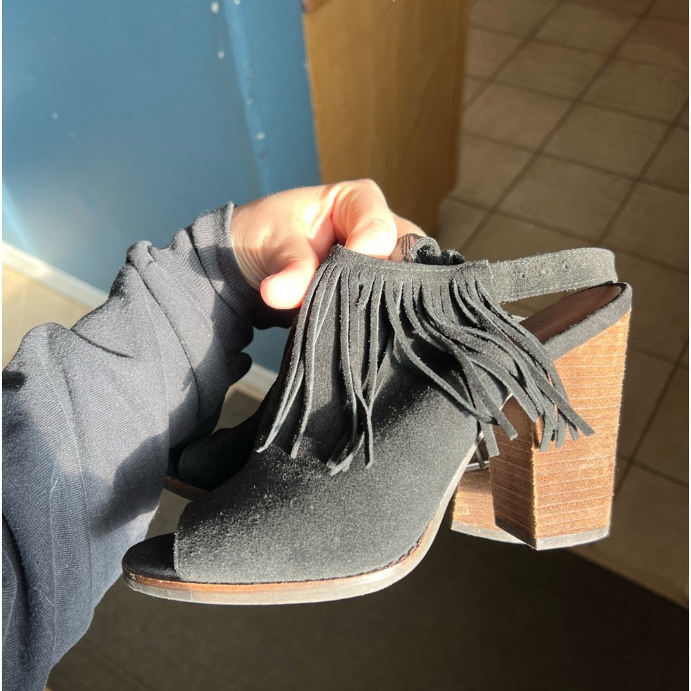 Black fringe booties